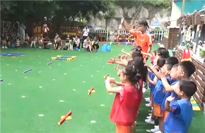 大班體育教學“快樂維修隊”